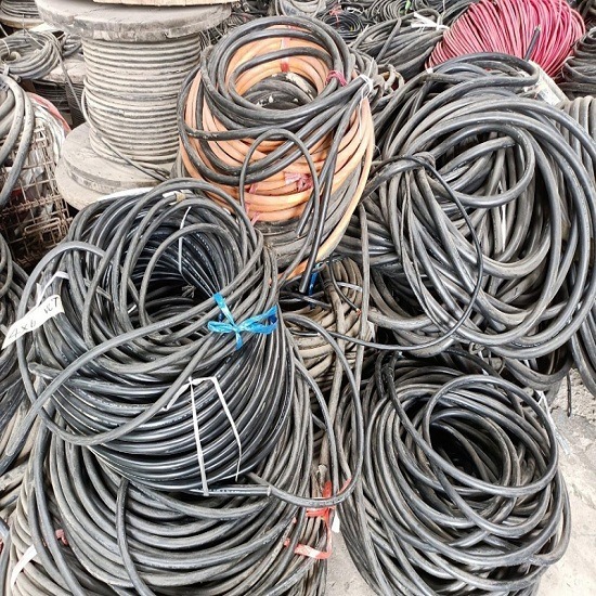 รับซื้อสายไฟเก่า รับซื้อสายไฟจากโรงงาน บ่อวิน 